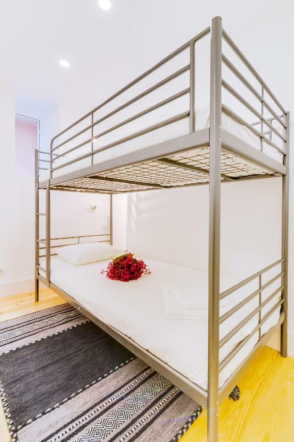 Casa Dos Doutores, A Cozy Apartment In Lisboa Ngoại thất bức ảnh